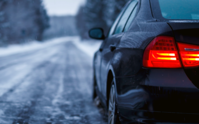 ¿Cómo conducir en carreteras con nieve o hielo?