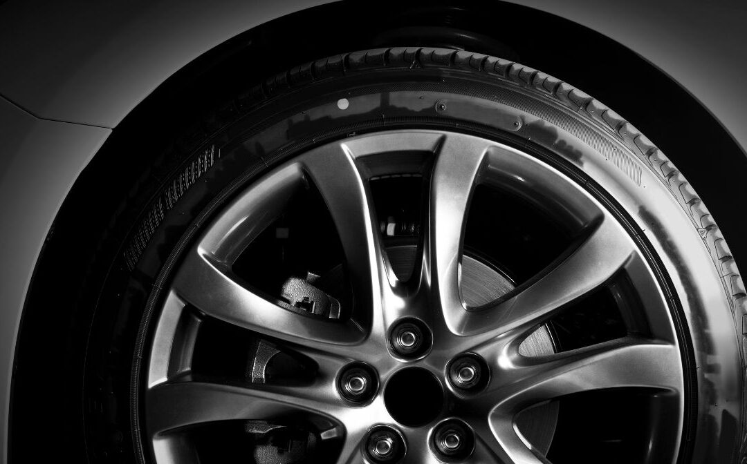 El punto rojo de los neumáticos: ¿Qué significa y por qué es importante?